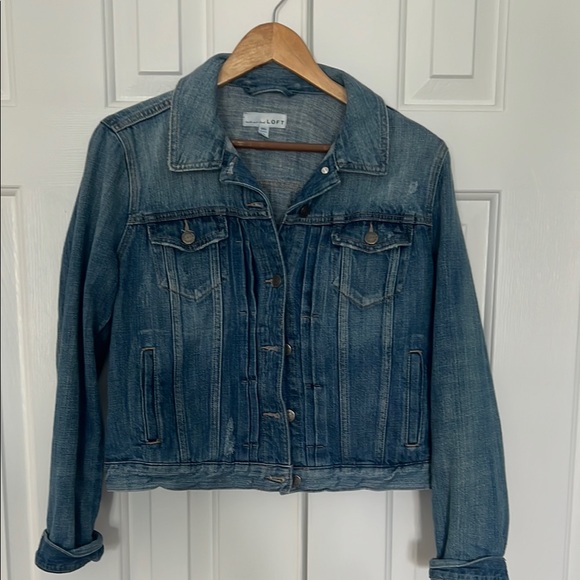 LOFT Blue Jean Jacket Classic Denim StyleLoft Jean Jacket - Picture 1 of 3